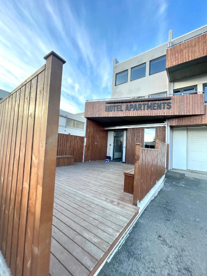 Modern With Hot Tub In